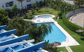 Costa Ballena Cómodo Bajo con Piscina, Patio y 3 Dormitorios Parking free